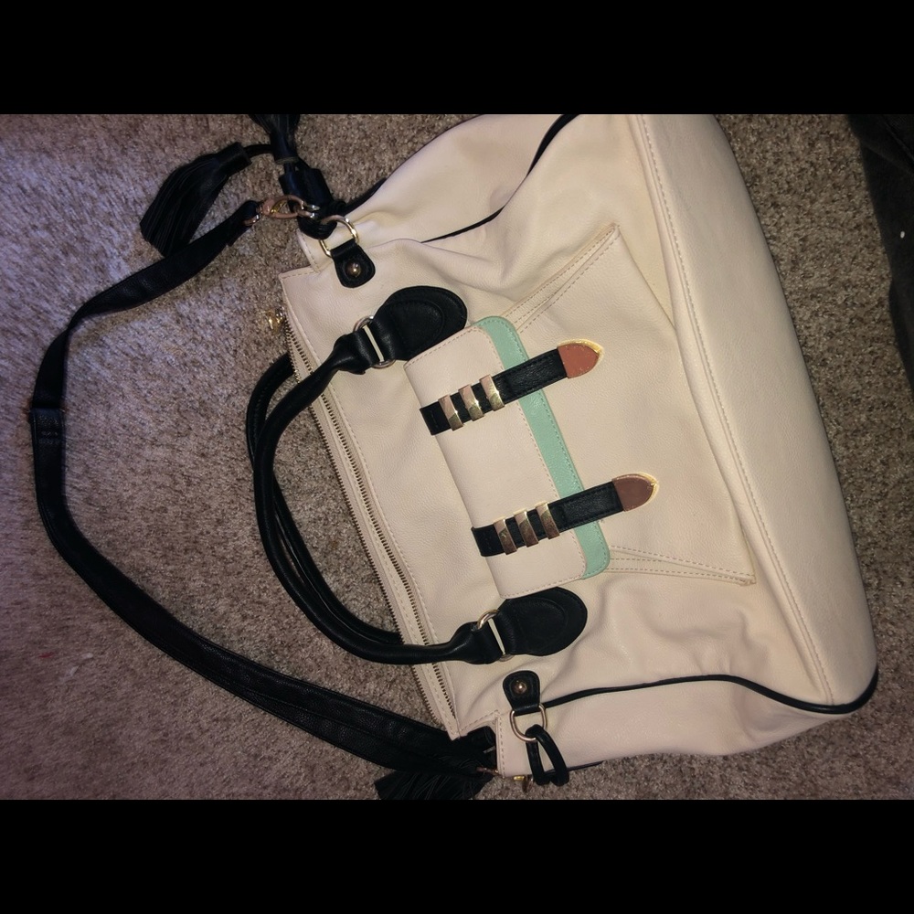 Large cream Steve Madden bag
